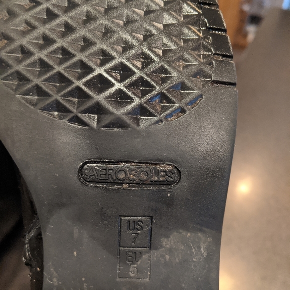 Boots- - Picture 3 of 3